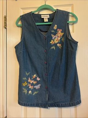 Country Store Embroidered Denim Button-Front Vest